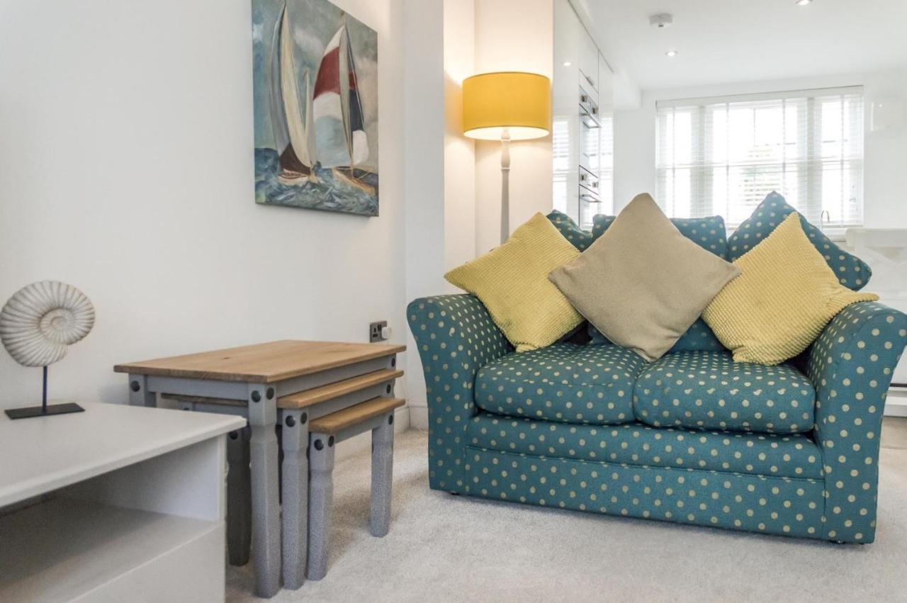 Milford Street - 5 Bedroom Luxurious Holiday Home - Saundersfoot Exterior photo