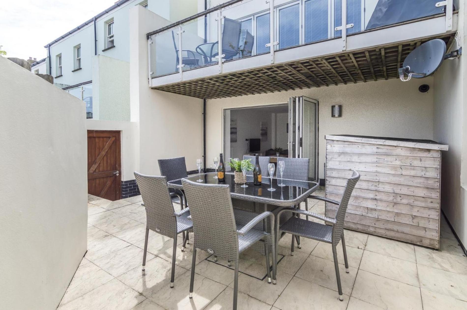 Milford Street - 5 Bedroom Luxurious Holiday Home - Saundersfoot Exterior photo